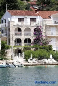 Seaside Apartments Antičević - Image 4