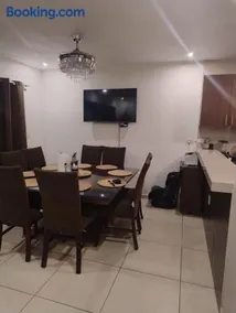 Fully equipped house in gated community - Image 4