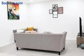 Apartment In Calgary Near Airport - Image 1
