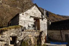Verzasca Lodge Elma - Image 2