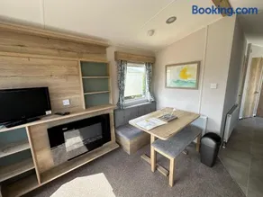 Dainville Caravan Park - Image 1