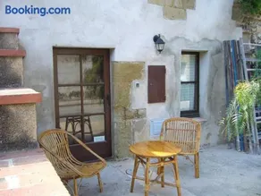 'La Petita' Cruilles Costa Brava Chic Welcoming Cottage Medieval Village - Image 4