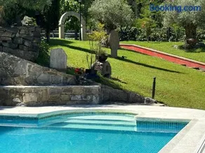 Vivienda turistica jardín con encanto y piscina - Image 5
