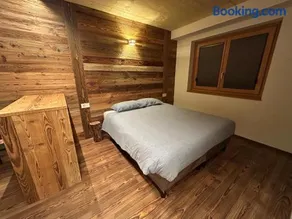 Les quatre montagnes, Appartements - Image 2