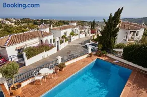 Ferienhaus "Atemberaubende Villa mit privatem Pool", Meerblick & WLAN - Image 2