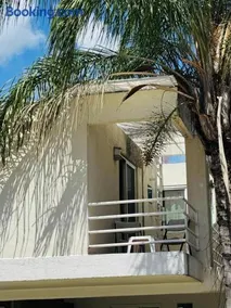 Private House in Secure Complex with Pool & Lush Garden - Image 3