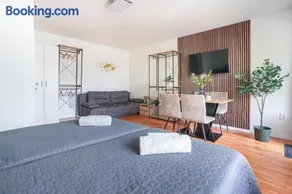 Komfort Apartment mit großem Balkon, Parkplatz & WiFi - Bremen Nord - Image 1