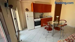 Pari's apartments - Image 2