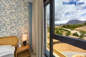 Espacioso apartamento ideal para familias con piscina, sauna y terraza | Vistas a la playa | En la playa - Image 3