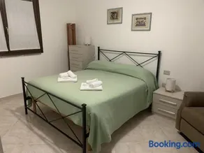 Marrucheti 16 Countryside Apartment with Free WiFi & free Parking - Image 1