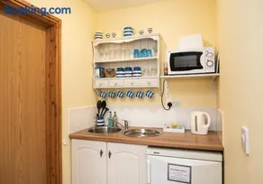 The Studio with Terrace and EV point - Image 4