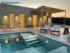 Brand new Villa with Panoramic Sea View and Private Infinity Pool - Image 1