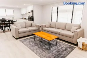 Ideal for workers, families, and group bookings - Image 3