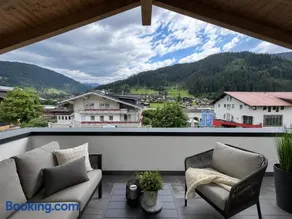 Eben Central Living - Image 4