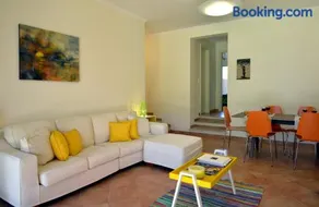 Exciting Beach Villa - Image 3