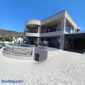 Whale Rock Guesthouse - Image 5