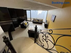 BEAUTIFUL PRIVATE HOUSE in the downtown with 3 floors - Image 2