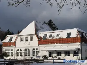 Pension & Restaurant Haus Hiddensee - Image 1