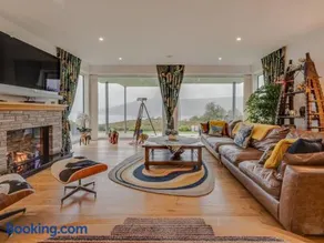 2 Bed in Helensburgh oc-ca424 - Image 3