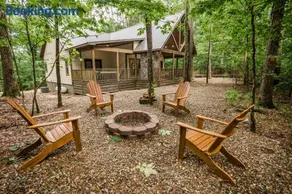 BRAND NEW! "The Roosevelt" Couples Cabin adjacent to National Forest - Image 1