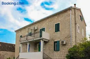 Ani Apartments - Image 2