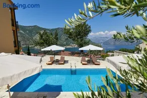 Our Sunset Apartments with Pool and Sea View - Image 4