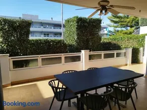 Apartamento con jardín privado, gran terraza y dos piscinas, en Playa de LaMora, Tarragona, familiar y tranquilo, reserva natural Bosque de la Marquesa con playas naturales, cerca de Altafulla, con parking, Wifi, Netflix - Image 3