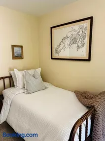 Lush Coastal Downtown Home with Beaches and Shops - Image 2