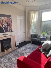 Beautiful traditional top floor flat in the center of Largs - Image 4
