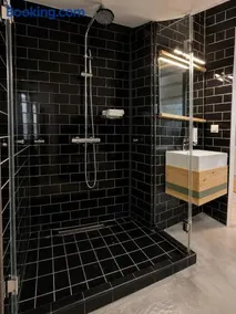 Chic Athens Suite Modern & Central - Image 3