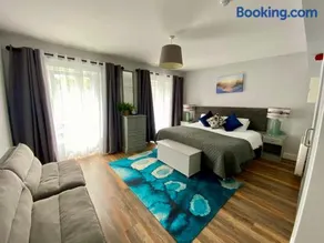 6 New Street Bantry Studio Apartment 2 - Image 1