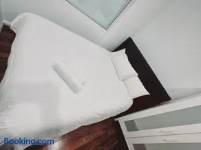 3 Bedrooms Holiday House - Image 2
