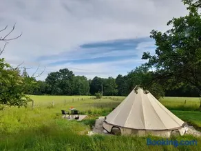 Glamping na samotě u lesa - Image 2