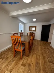 Home in Greatstone - Image 5