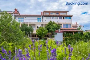 Apartments Zeljka - Image 1
