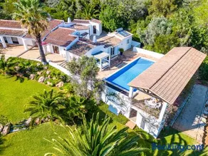 Villa Saint Michel - Refúgio tranquilo com piscina aquecível em Portimão - Image 1