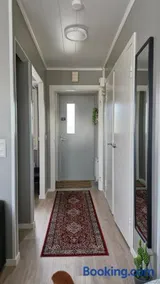 Studio apartment near main roads - Image 4