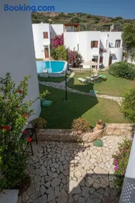 Plakoti Apartment 5, shared pool and amazing view - Image 1
