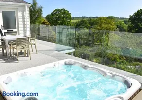 Gwbert Holiday Cottages, Green Meadow - Image 3