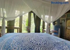 Villa Batari - Artsy Joglo - Private Swimming Pool - Image 4
