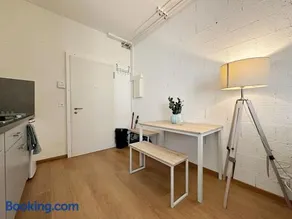 Studio dans les haut de Lausanne 06 - Image 1