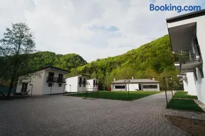WhiteBergHaus Colibita - Image 3