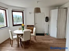 Green Apartment Cerknica - Image 1