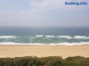 Pam's Beach Flat - Image 1