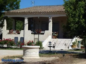 Chambre d'hôtes La Pinede - Image 3