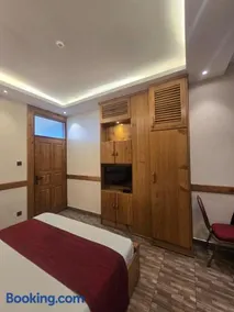 B1 City Hotel - Image 1