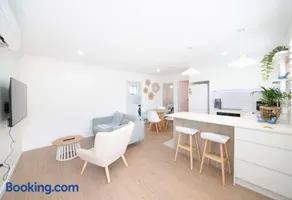 Haven at Redcliffe - your stay on the Peninsula - Image 2