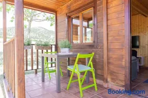 Aldea Los Odres - Cabañas de Madera de 1ª con Piscina Privada y BBQ en la puerta - Image 1