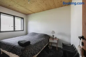 Cozy House Close to Les Salines Royales with Parking and WiFi - Image 4
