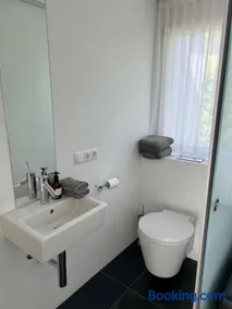 Schickes Appartement im Zentrum - Image 5